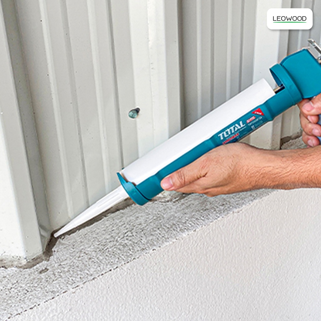 Caulking Gun 9 inches